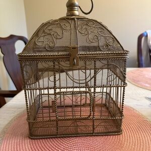 Elegant Gold Wire Birdcage Accent